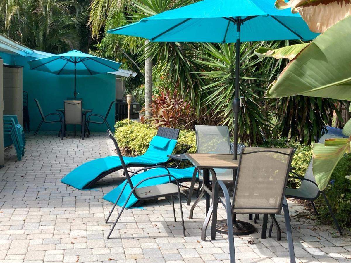 3Gulls Inn Ozona-Boutique Hotel-Steps From Restaurants & Brewery-Swimspa Pool-Pet Friendly Palm Harbor Exterior photo